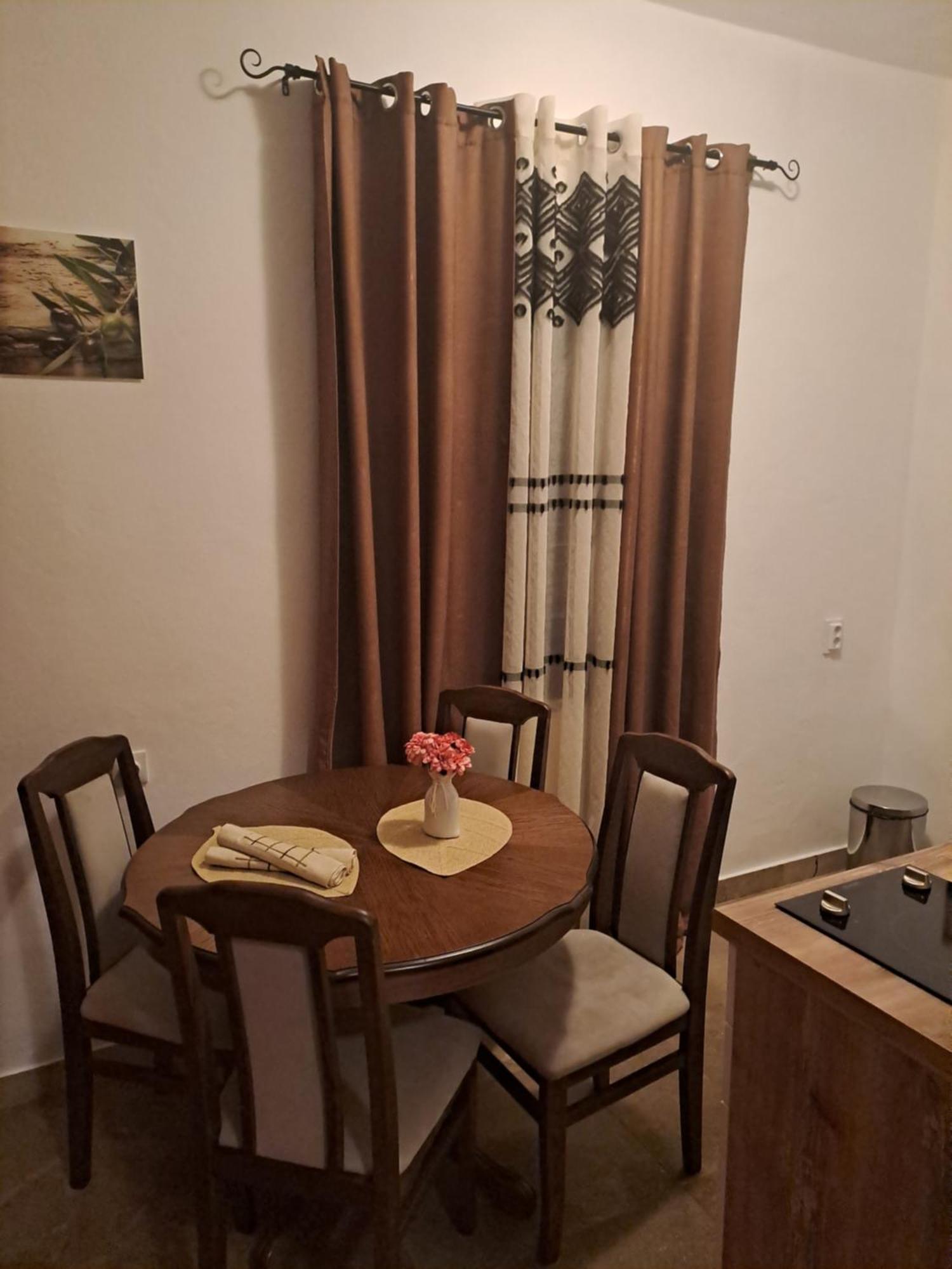 Apartmani Pandurevic 헤르섹 외부 사진