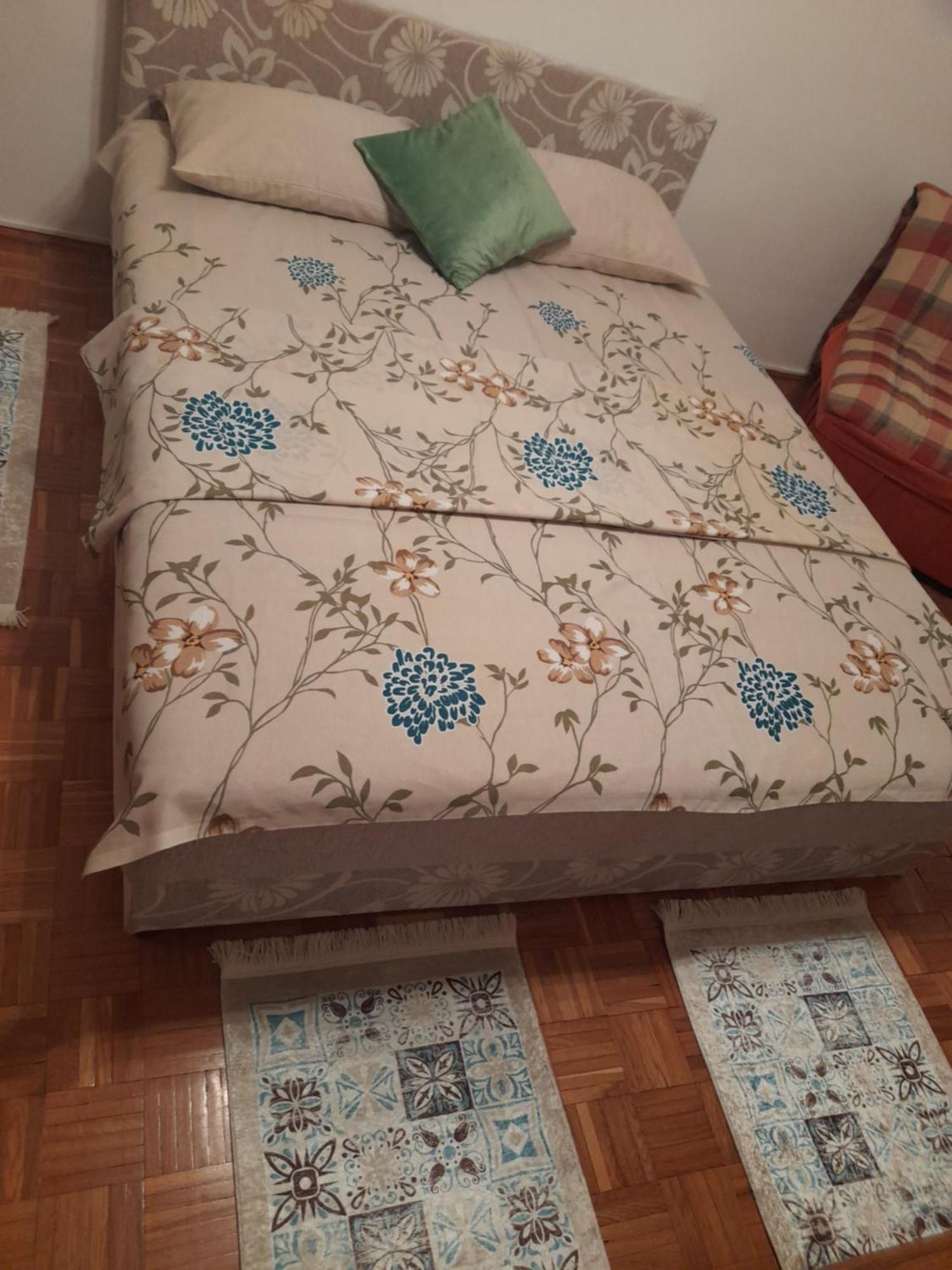 Apartmani Pandurevic 헤르섹 객실 사진