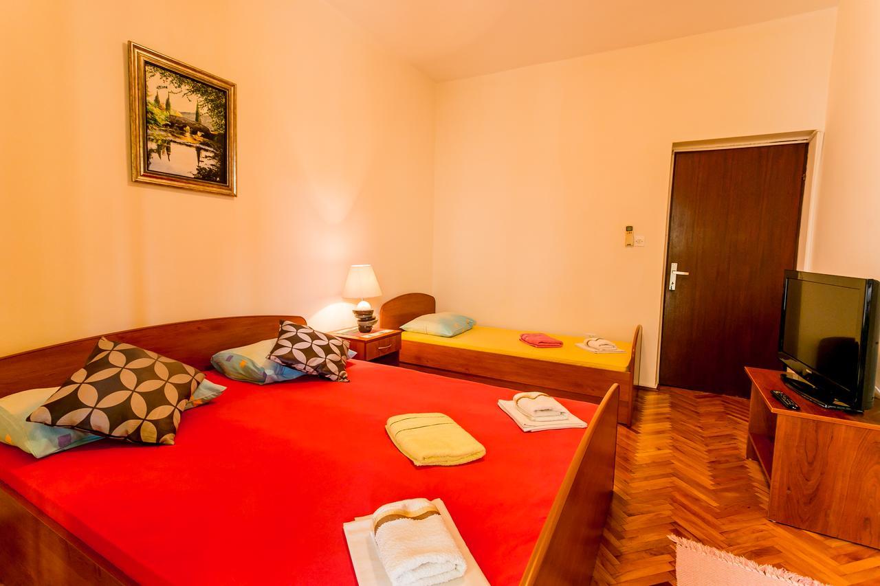 Apartmani Pandurevic 헤르섹 외부 사진