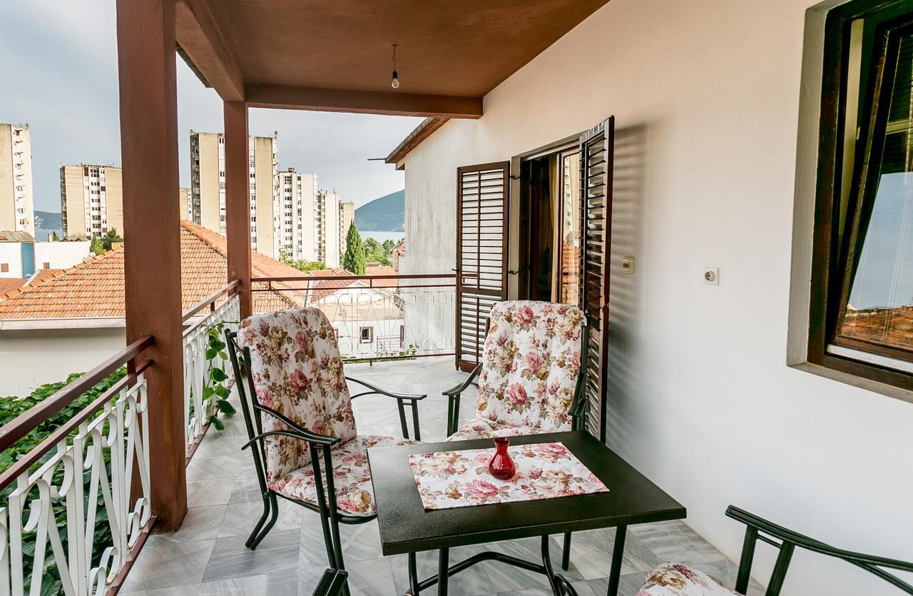 Apartmani Pandurevic 헤르섹 외부 사진